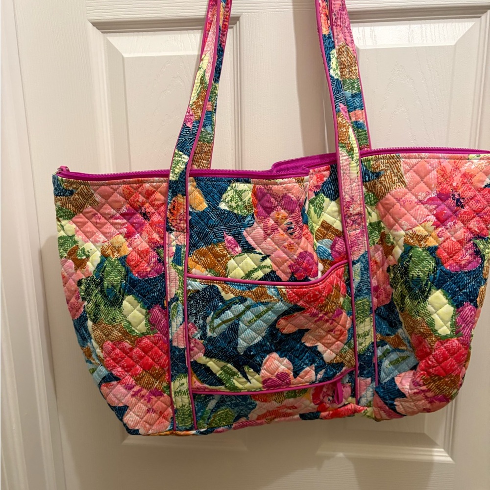 Vera Bradley Iconic Miller Travel Bag - Picture 4 of 8